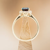 "CLARISS" - PEAR-SHAPED LAB-GROWN ALEXANDRITE ENGAGEMENT RING WITH DIAMOND HALO