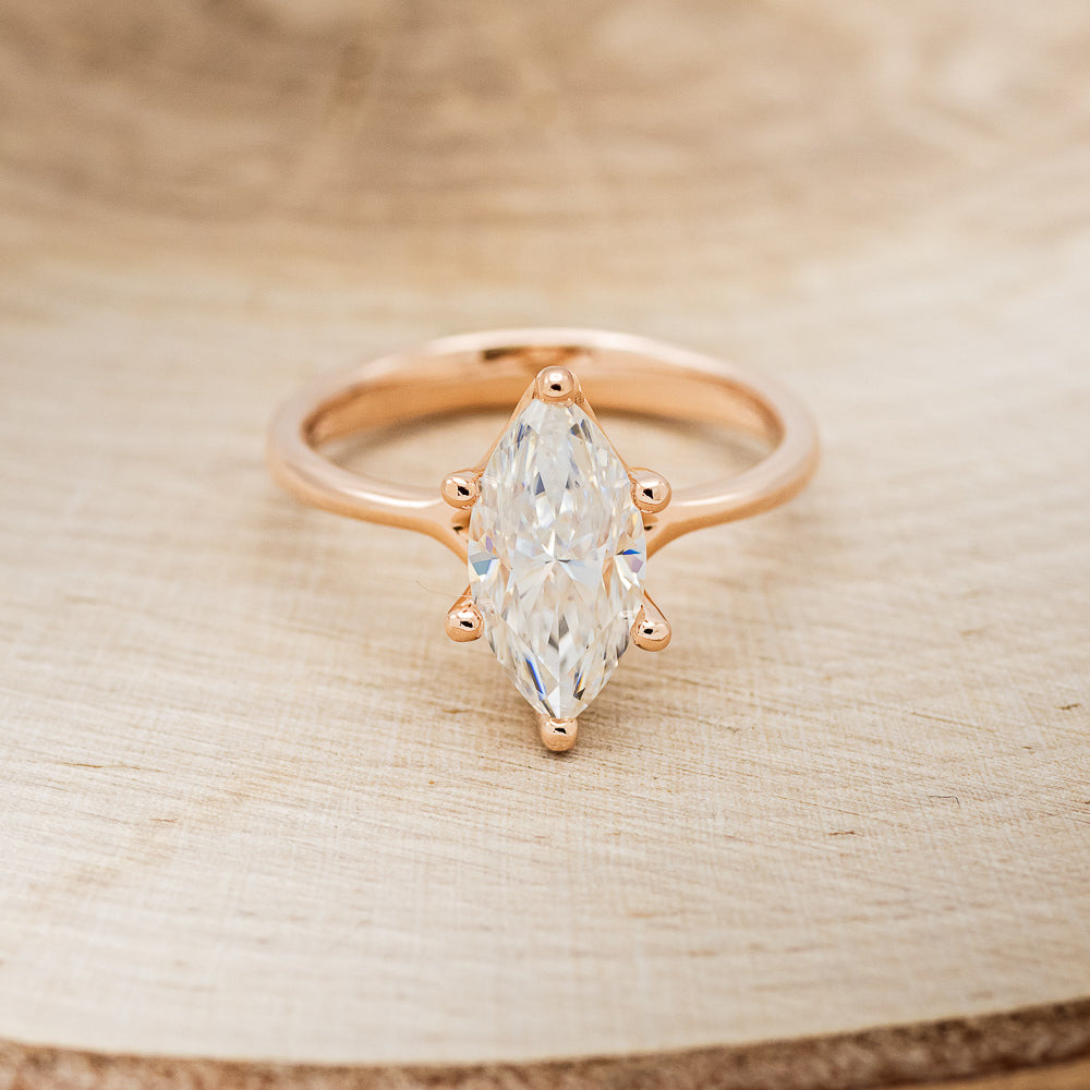 "TULIP" - MARQUISE MOISSANITE ENGAGEMENT RING WITH "IDHAL" DIAMOND STACKING BAND-8