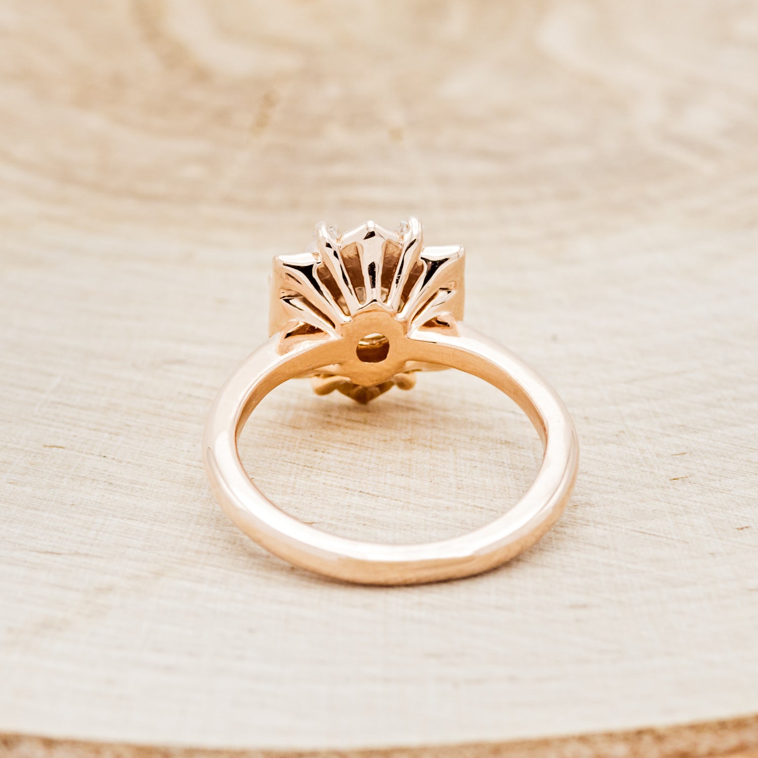 "CLEOPATRA" - ROUND CUT SALT & PEPPER DIAMOND ENGAGEMENT RING WITH DIAMOND TRACER-10