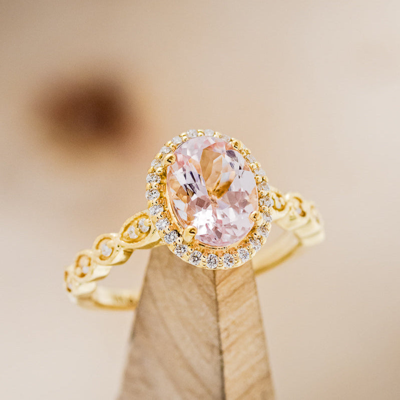 OVAL MORGANITE ENGAGEMENT RING WITH SCALLOP BAND & DIAMOND ACCENTS-7
