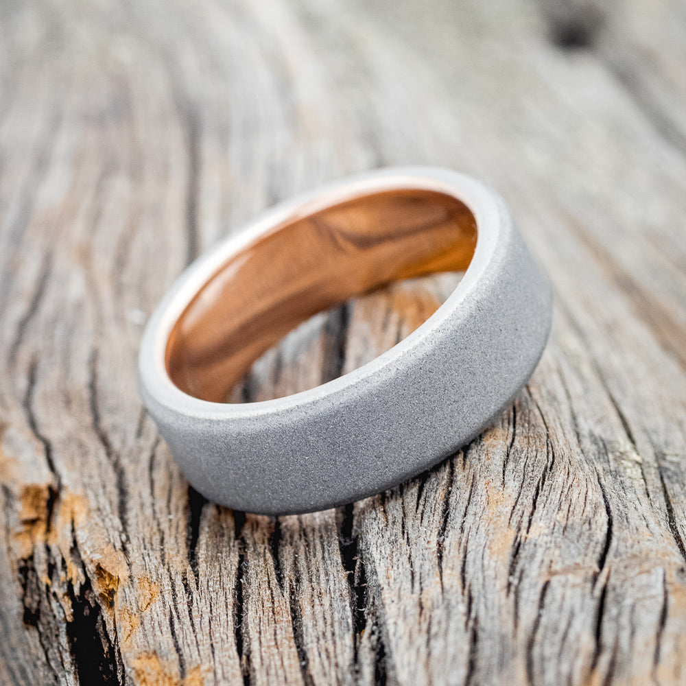 "VULCAN" - SANDBLASTED WEDDING RING WITH 14K GOLD LINING-3