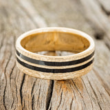 "COSMO" - BLACK ACRYLIC WEDDING RING WITH A HAMMERED BAND-3