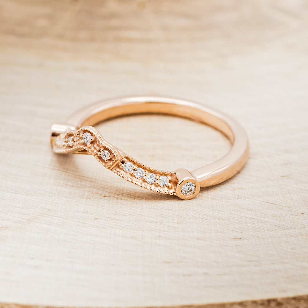 "EILEEN" TRACER - 14K GOLD DIAMOND WEDDING BAND-3