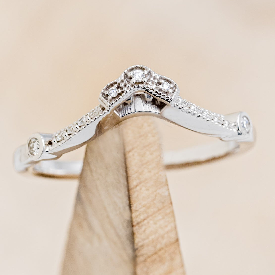"EILEEN" TRACER - 14K GOLD DIAMOND WEDDING BAND-7