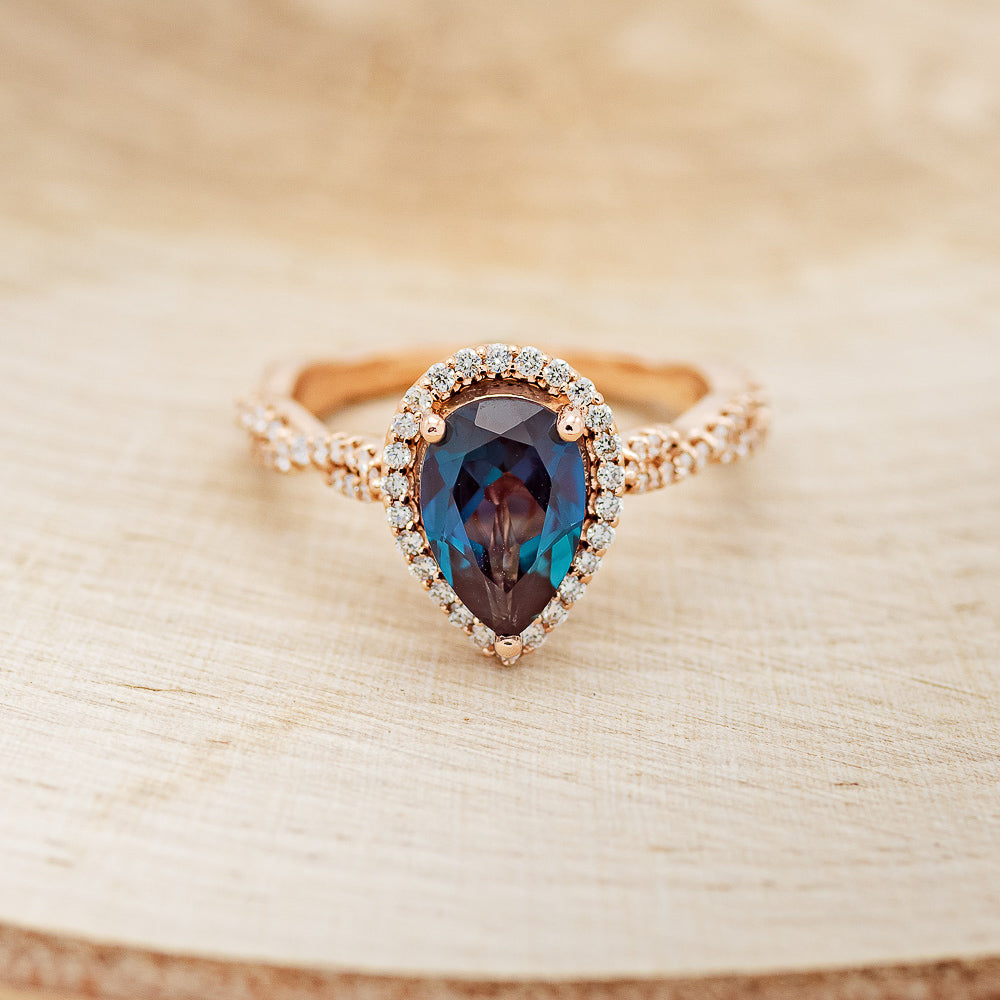 "KINLEY" - PEAR-SHAPED LAB-GROWN ALEXANDRITE ENGAGEMENT RING WITH DIAMOND HALO & ACCENTS-4