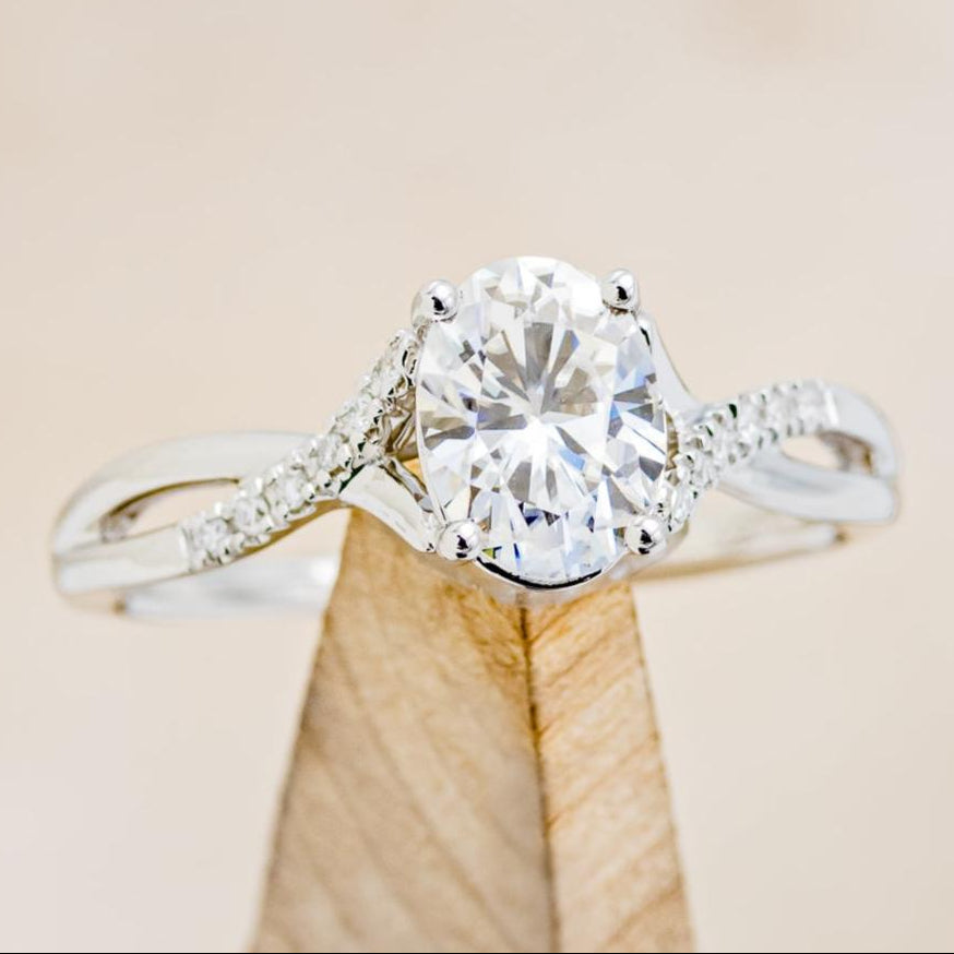 "ROSLYN" - OVAL MOISSANITE ENGAGEMENT RING WITH DIAMOND ACCENTS-7