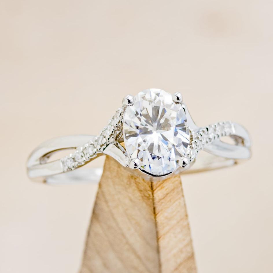 "ROSLYN" - OVAL MOISSANITE ENGAGEMENT RING WITH DIAMOND ACCENTS-7