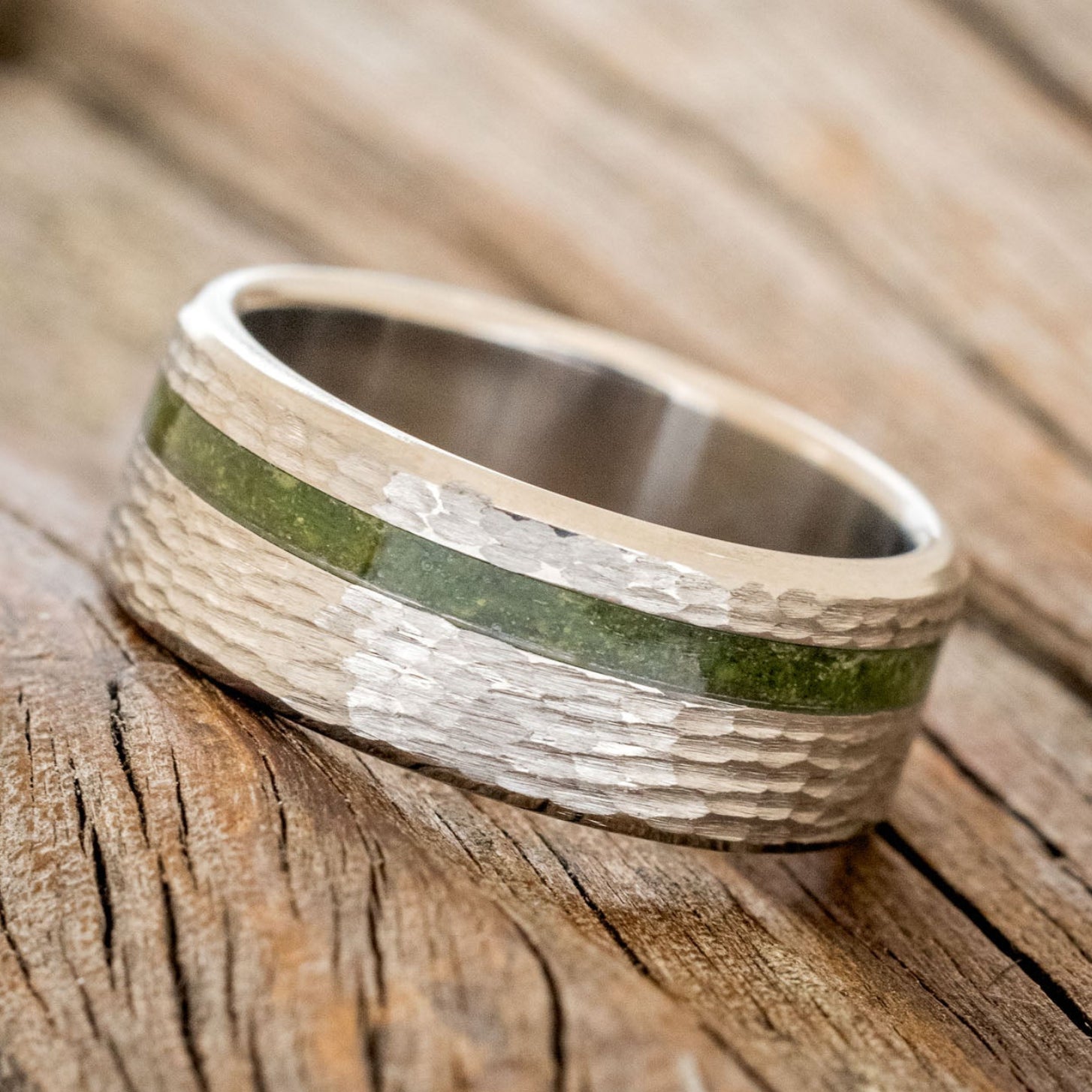"VERTIGO" - MOSS WEDDING BAND WITH A HAMMERED FINISH-2
