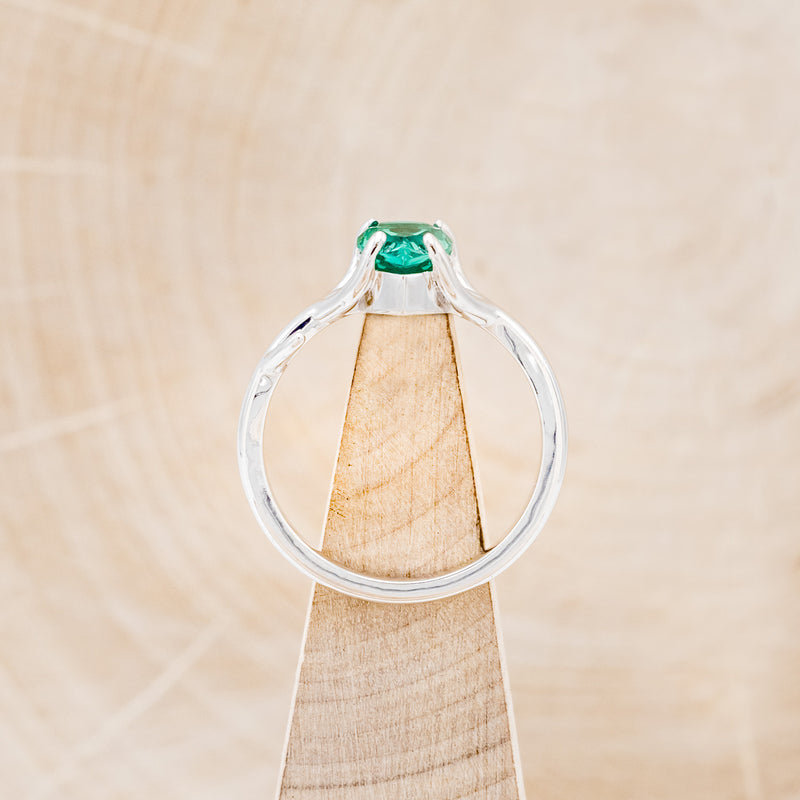 "ARTEMIS" - LAB-GROWN PEAR EMERALD ENGAGEMENT RING WITH AN ANTLER-STYLE STACKING BAND