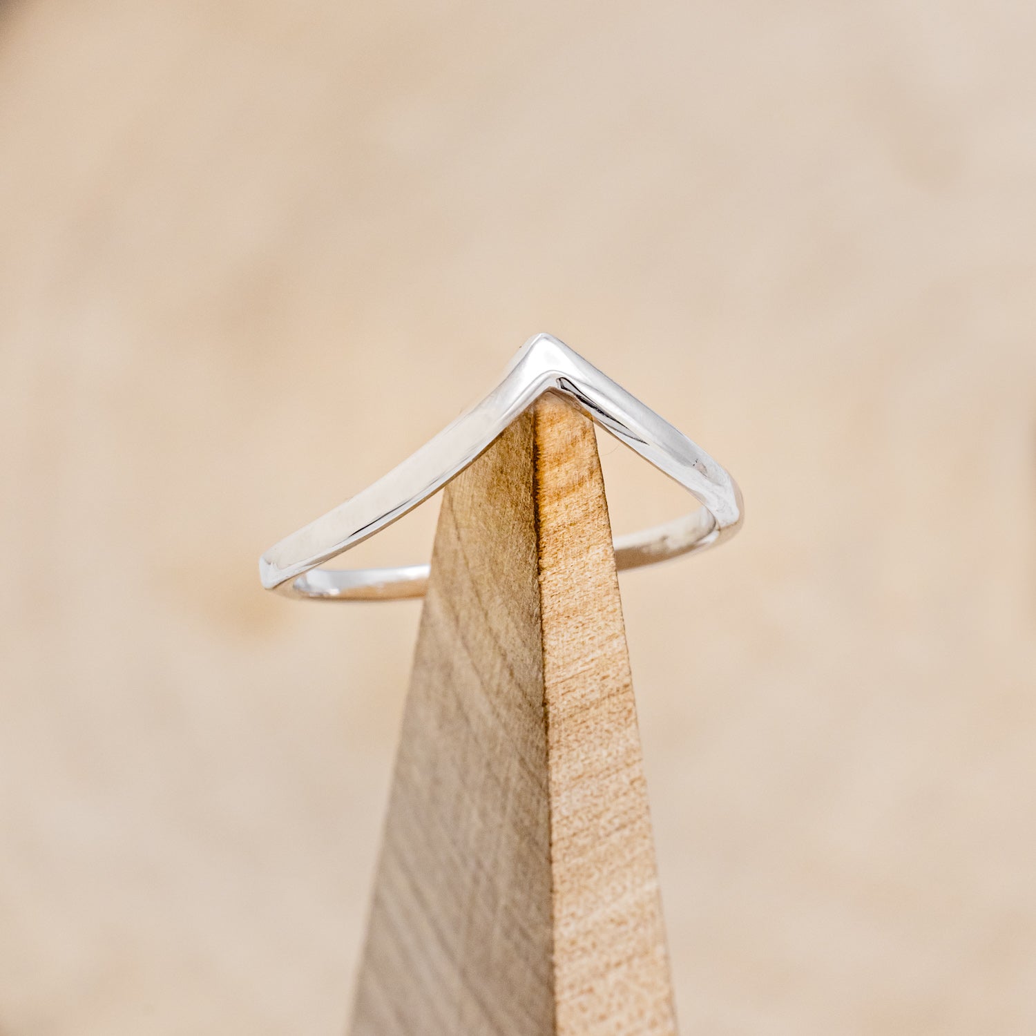 V-SHAPED 14K GOLD STACKER BAND-6