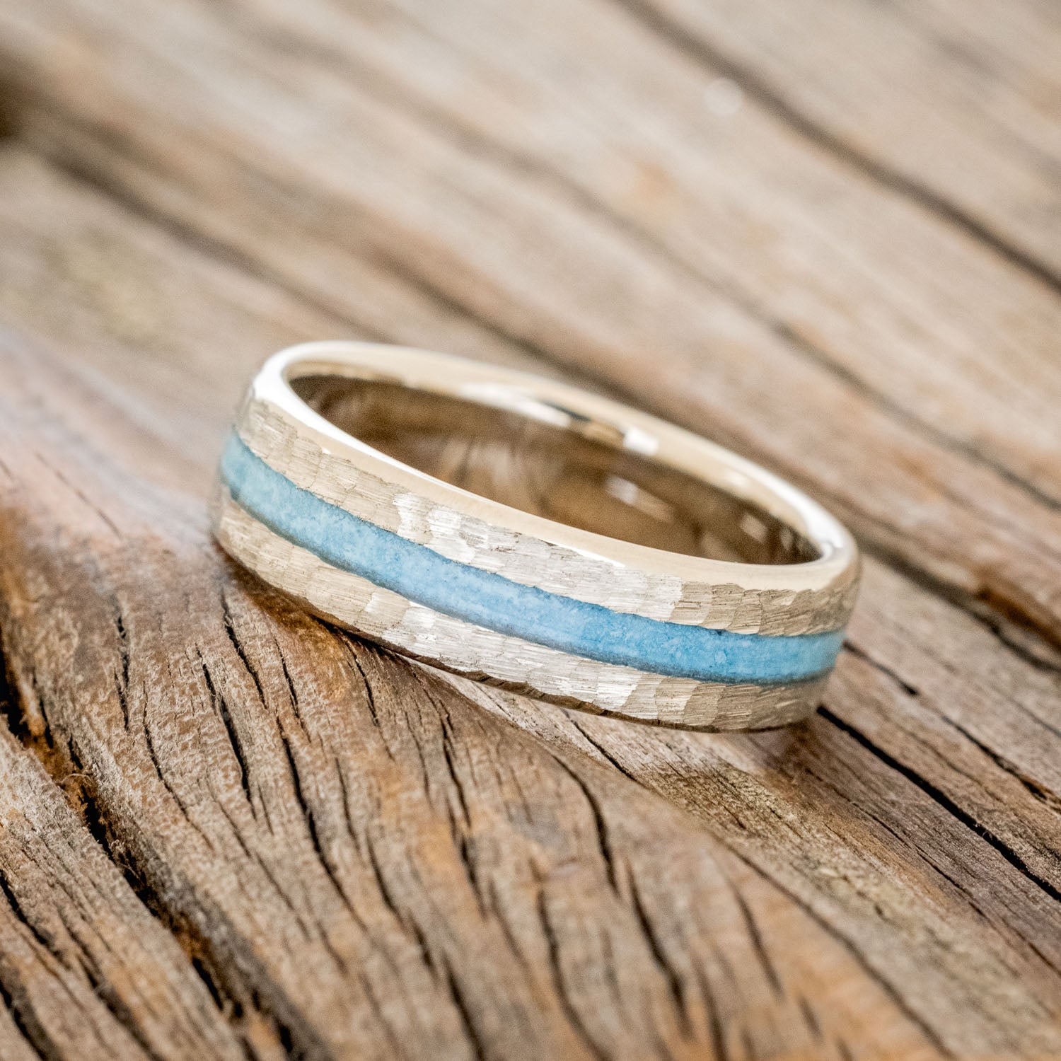 "NIRVANA" - CENTERED TURQUOISE INLAY WEDDING BAND WITH HAMMERED FINISH-2