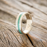 "VERTIGO" - MALACHITE WEDDING RING FEATURING A HAMMERED 14K GOLD BAND-7