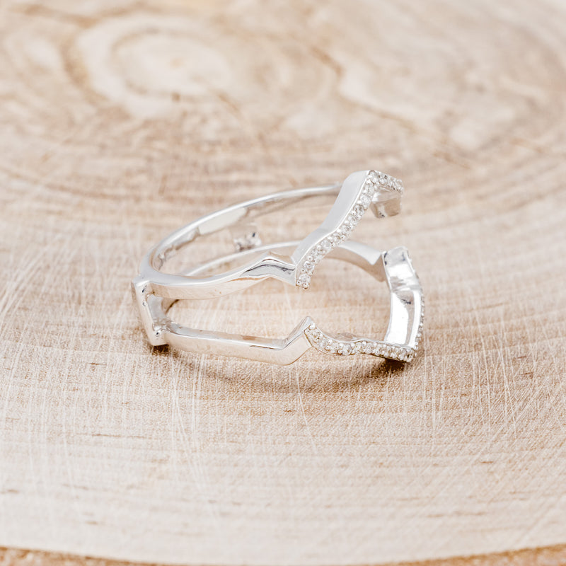 "LUCY IN THE SKY" - RING GUARD WITH DIAMOND ACCENTS