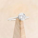 ROUND CUT MOISSANITE SOLITAIRE ENGAGEMENT RING