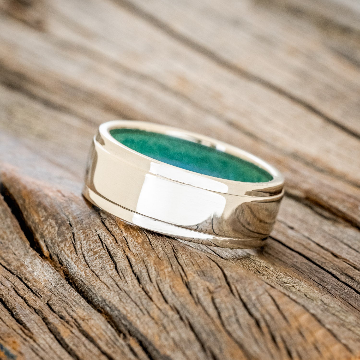 "SEDONA" - RAISED CENTER WEDDING RING WITH A TURQUOISE & MALACHITE LINING-2