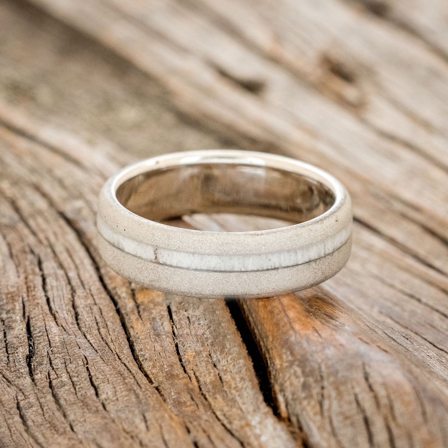 "VERTIGO" - ANTLER WEDDING RING FEATURING A SANDBLASTED 14K GOLD BAND-6