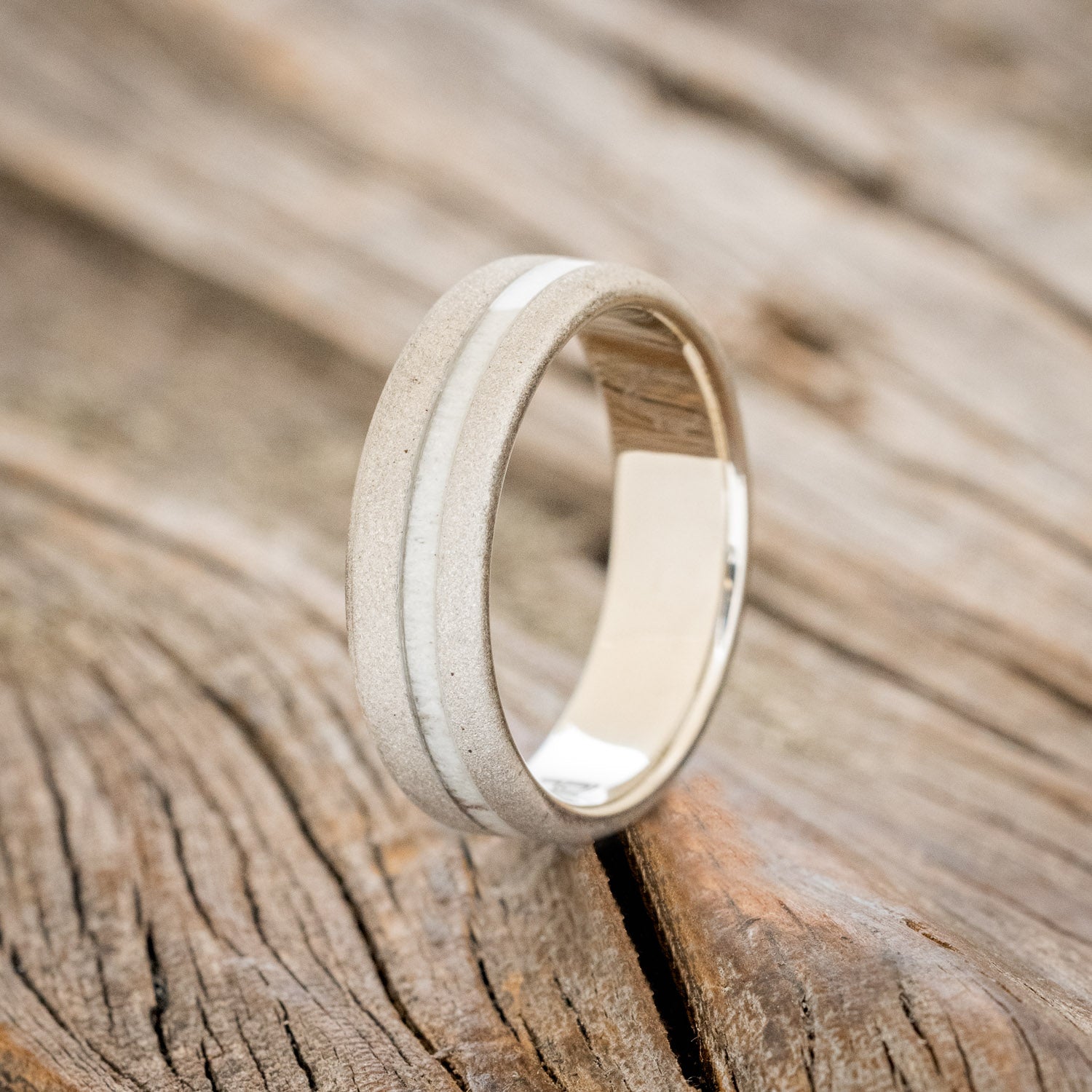 "VERTIGO" - ANTLER WEDDING RING FEATURING A SANDBLASTED 14K GOLD BAND-4