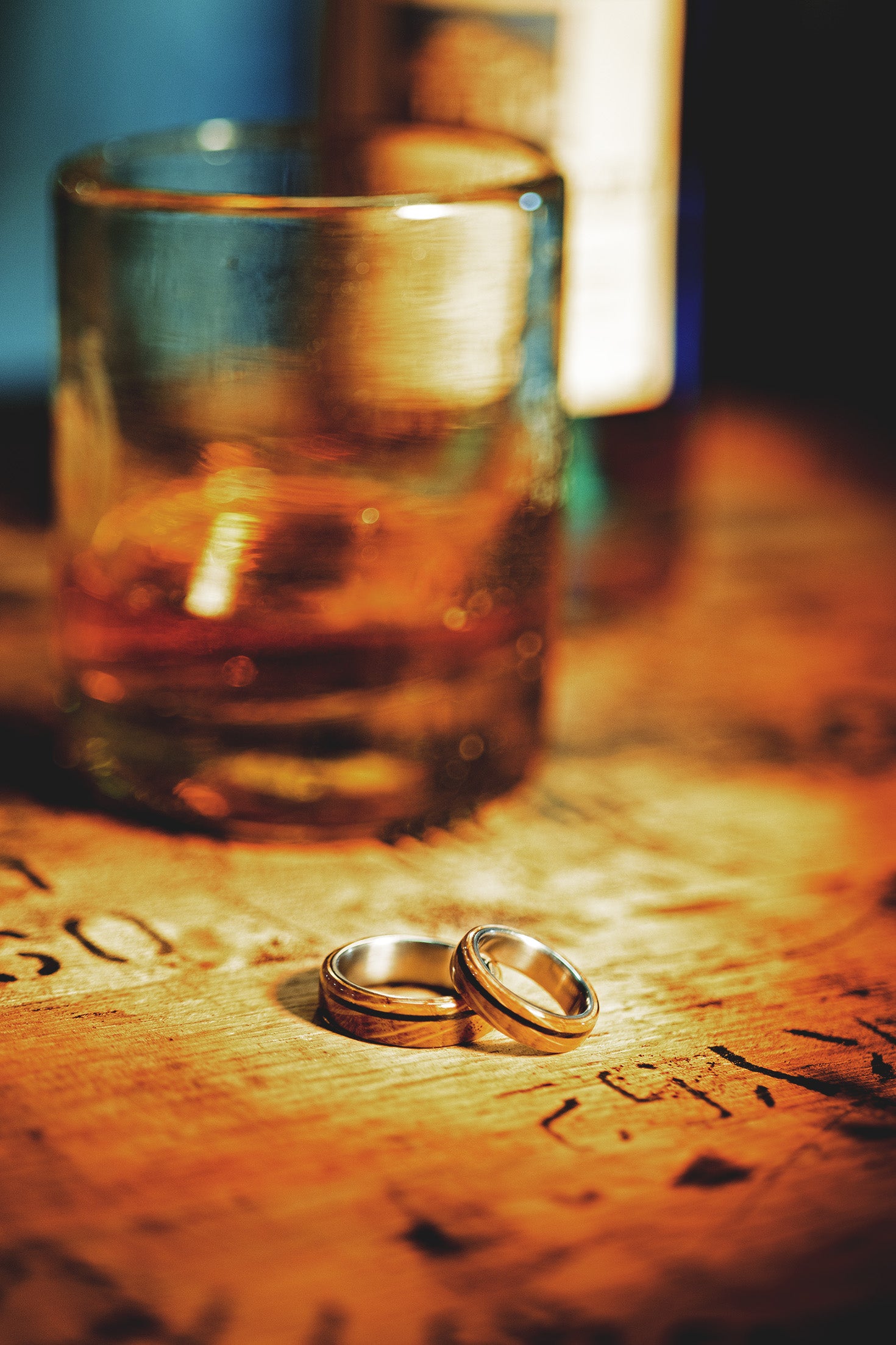 "REMMY" - MATCHING SET OF WHISKEY BARREL & CHARRED WHISKEY BARREL WEDDING BANDS-5