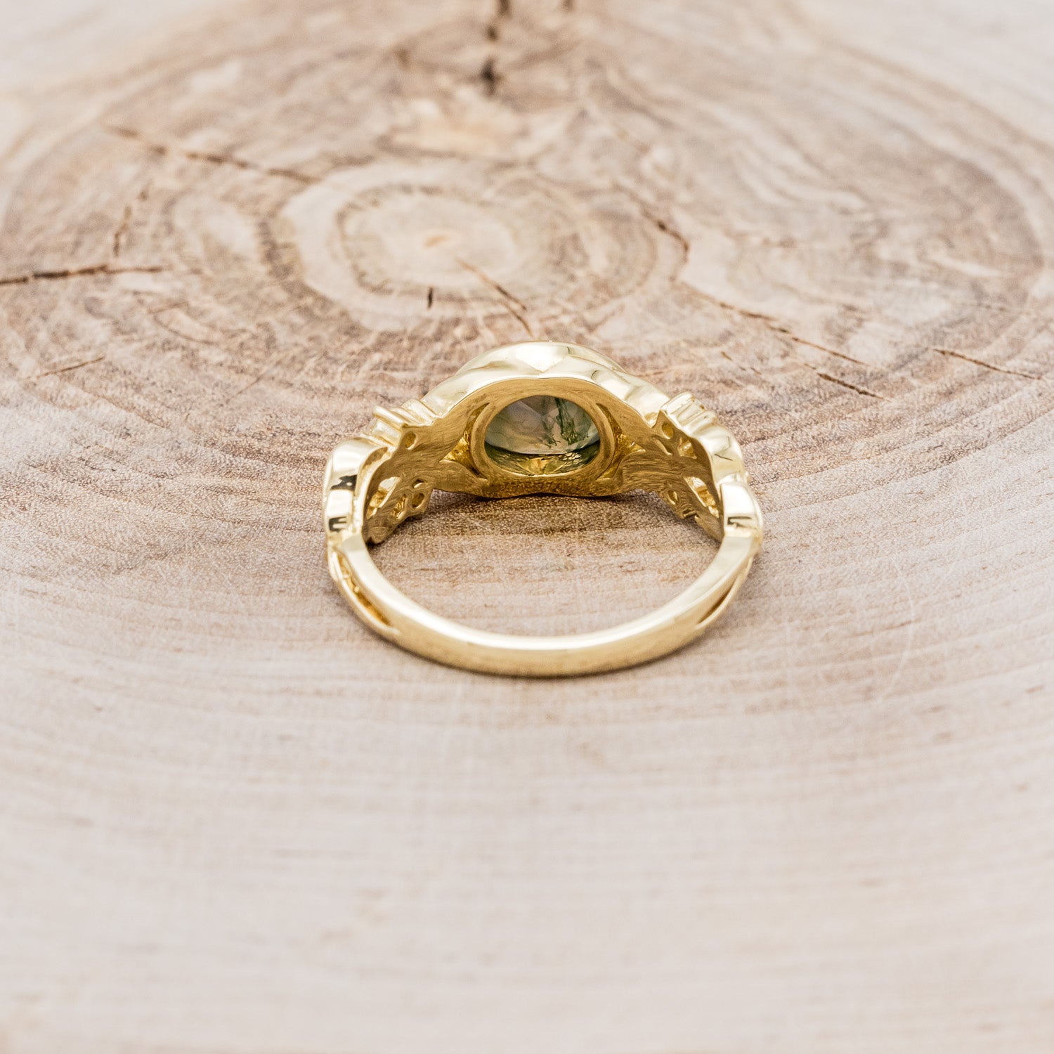 "ELORA" - OVAL MOSS AGATE ENGAGEMENT RING WITH DIAMOND ACCENTS-5