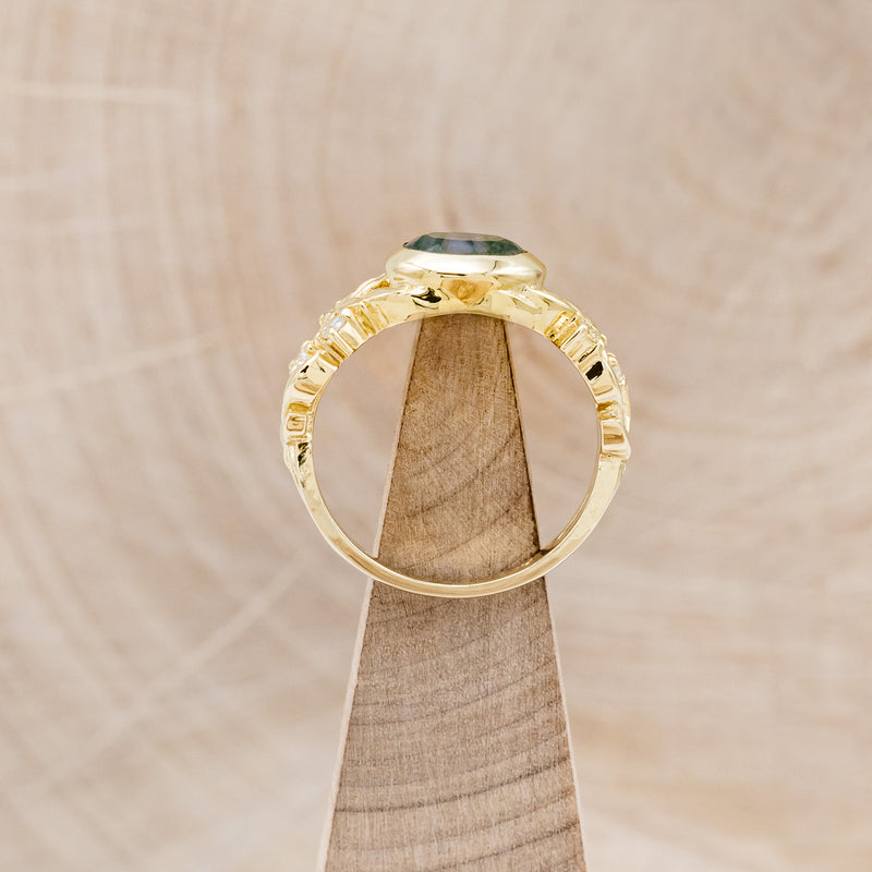 "ELORA" - OVAL MOSS AGATE ENGAGEMENT RING WITH DIAMOND ACCENTS - 14K YELLOW GOLD - READY TO SHIP