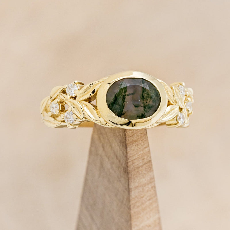 "ELORA" - OVAL MOSS AGATE ENGAGEMENT RING WITH DIAMOND ACCENTS - 14K YELLOW GOLD - READY TO SHIP