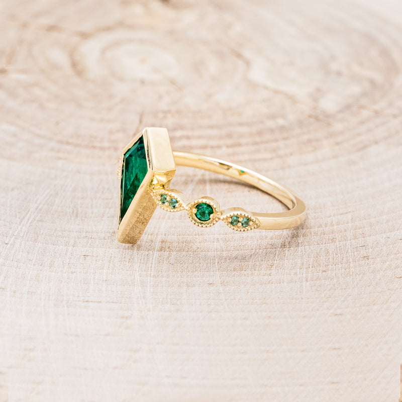 "BIANCA" - BRIDAL SUITE - KITE CUT LAB-GROWN EMERALD ENGAGEMENT RING WITH EMERALD & DIAMOND ACCENTS