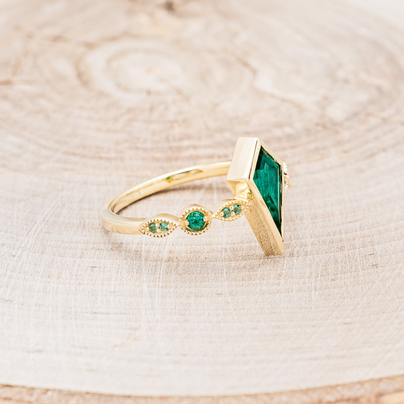 "BIANCA" - BRIDAL SUITE - KITE CUT LAB-GROWN EMERALD ENGAGEMENT RING WITH EMERALD & DIAMOND ACCENTS
