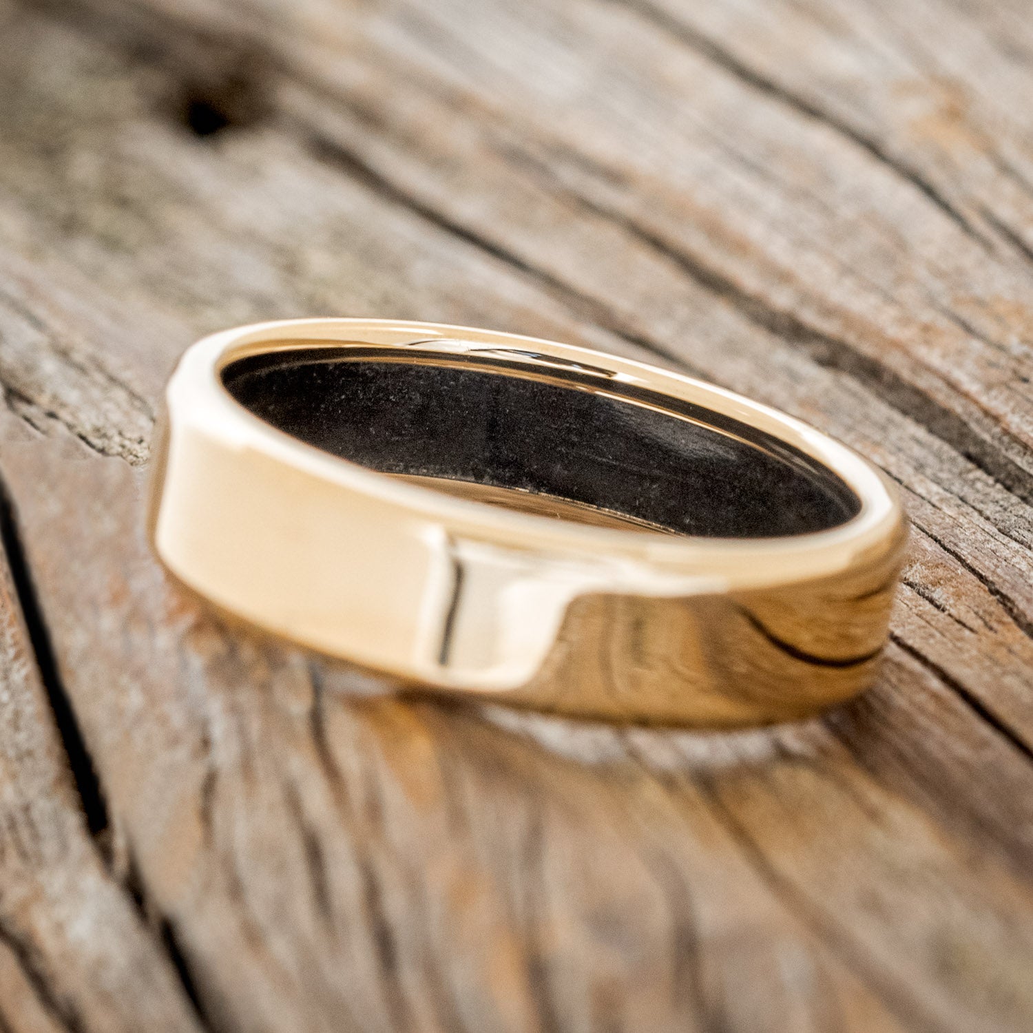 BLACK ONYX LINED WEDDING BAND-2