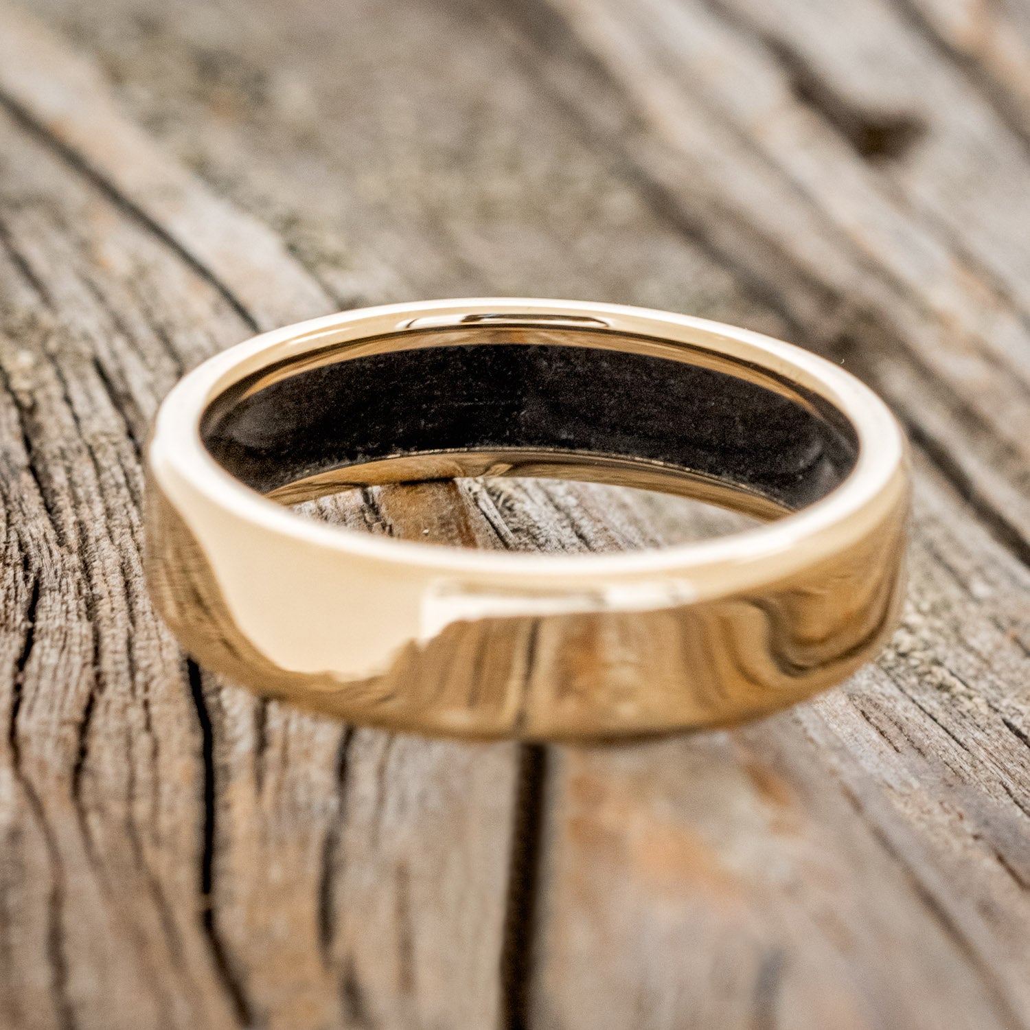BLACK ONYX LINED WEDDING BAND-3