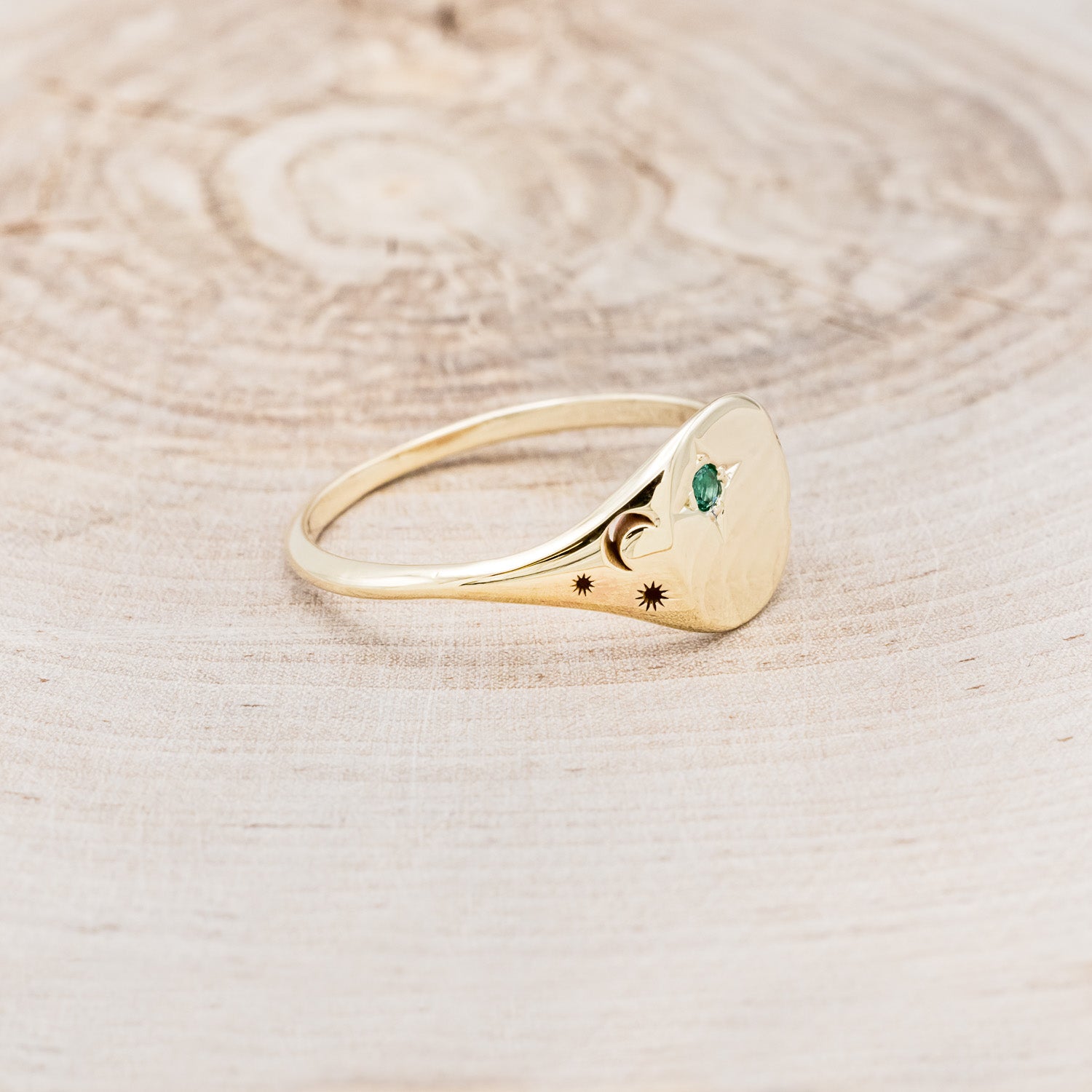 CUSTOM ENGRAVED CLASS SIGNET RING WITH A LAB-GROWN EMERALD ACCENT