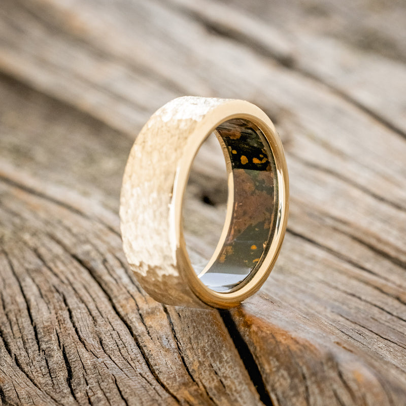 MOSSY PATINA COPPER LINED WEDDING RING FEATURING A HAMMERED 14K GOLD BAND-4