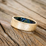 PAUA SHELL LINED WEDDING RING FEATURING A HAMMERED 14K GOLD BAND-5