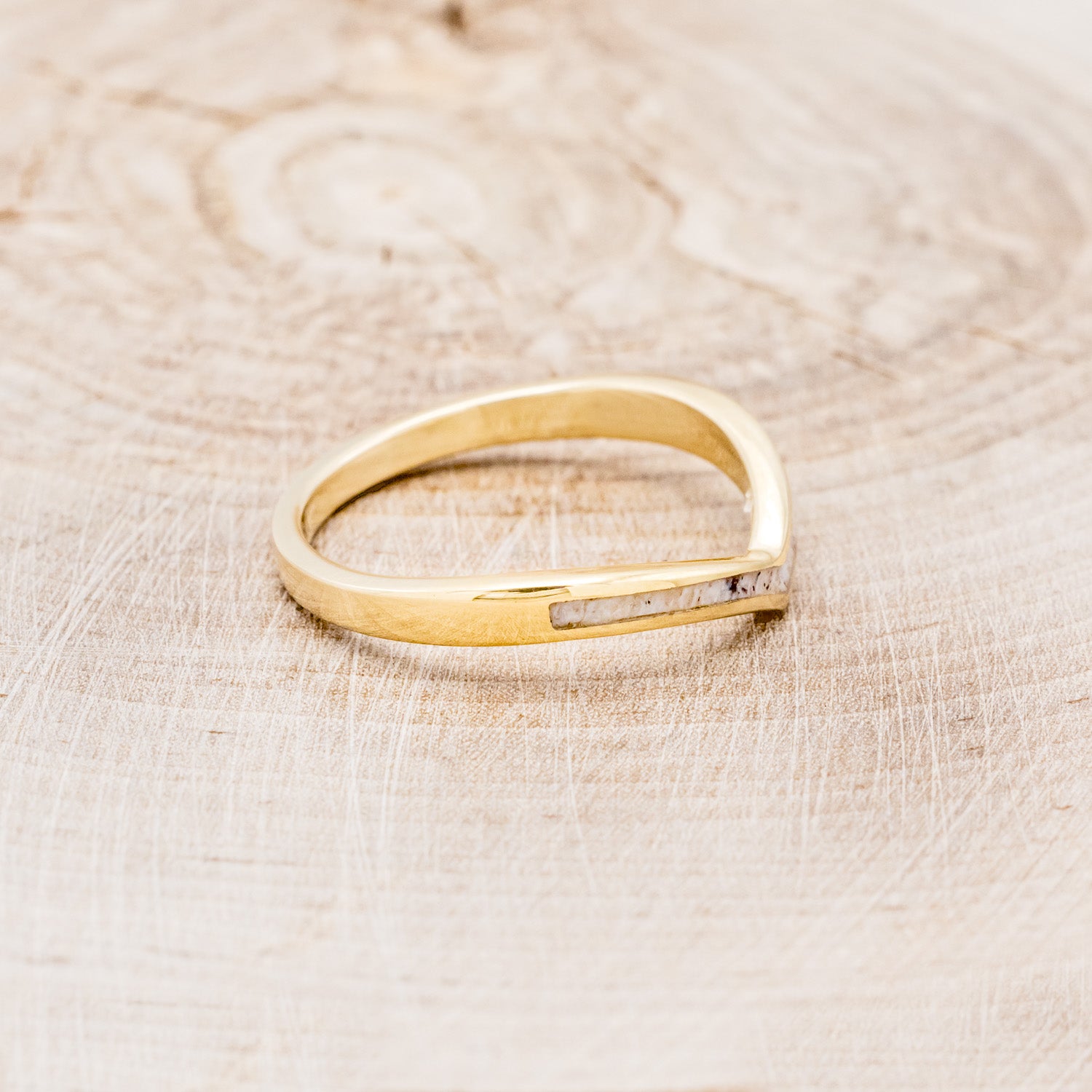 "KIDA" - V-SHAPE STACKING WEDDING BAND WITH ANTLER INLAY-8