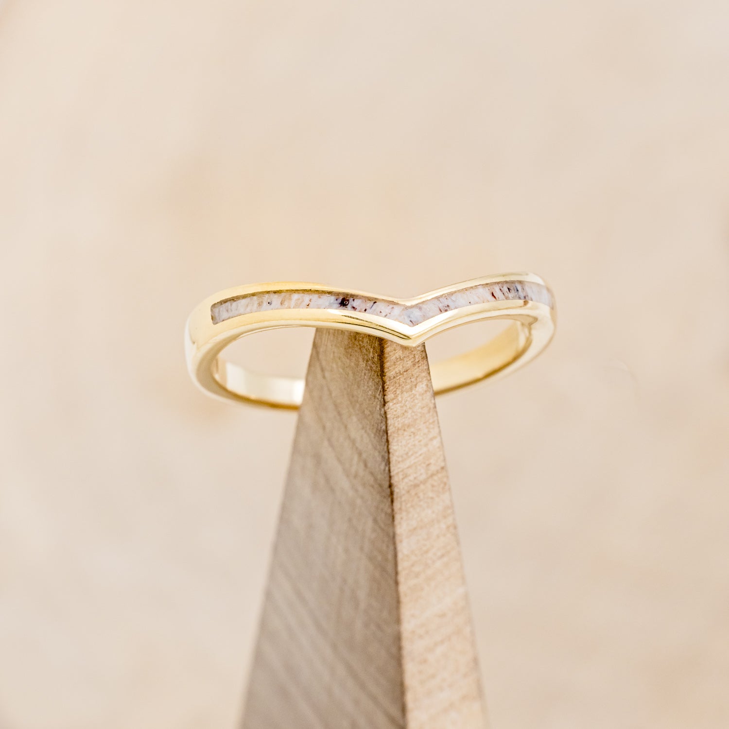 "KIDA" - V-SHAPE STACKING WEDDING BAND WITH ANTLER INLAY-7