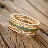 MEN'S "ARTEMIS" - MOSS WEDDING RING FEATURING A 14K GOLD BAND