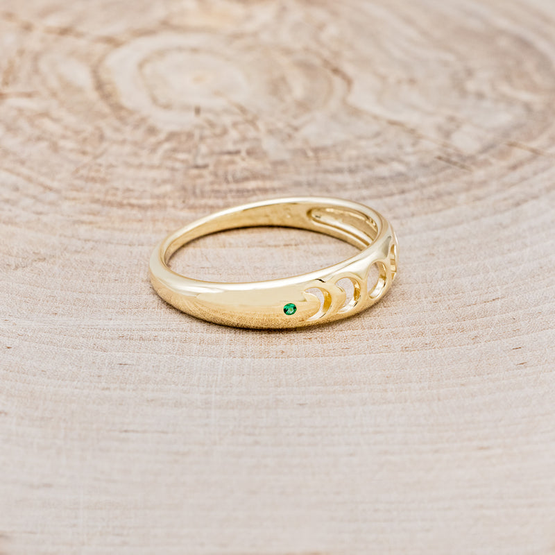 "NERA" - MOON PHASES RING WITH EMERALD ACCENTS