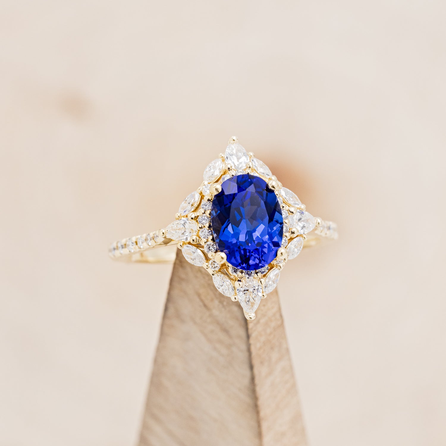 "NORTH STAR" - OVAL LAB-GROWN SAPPHIRE ENGAGEMENT RING-7
