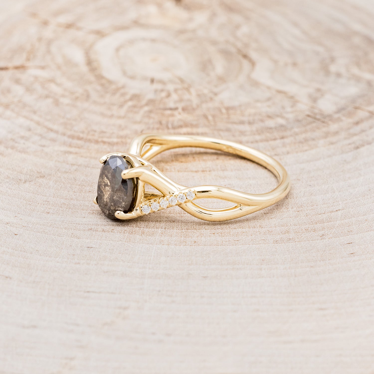 "ROSLYN" - BRIDAL SUITE - OVAL SALT & PEPPER DIAMOND ENGAGEMENT RING WITH DIAMOND ACCENTS & TRACERS-6