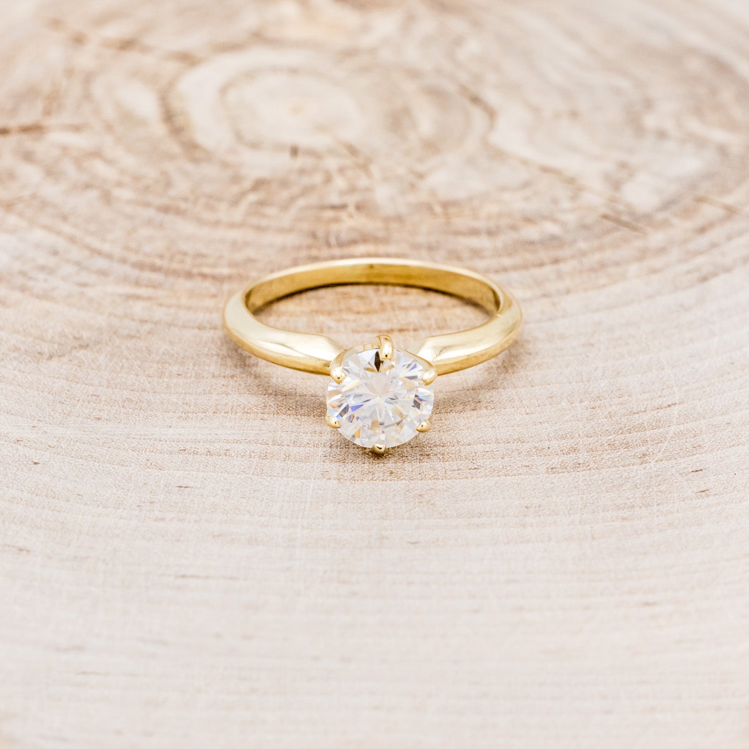 6 PRONG ROUND CUT MOISSANITE SOLITAIRE ENGAGEMENT RING-2