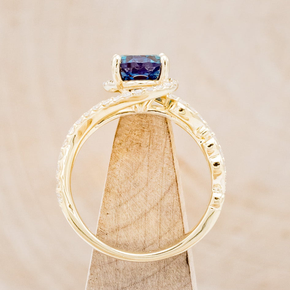 "SCARLET" - OVAL LAB-GROWN ALEXANDRITE ENGAGEMENT RING WITH DIAMOND ACCENTS-6