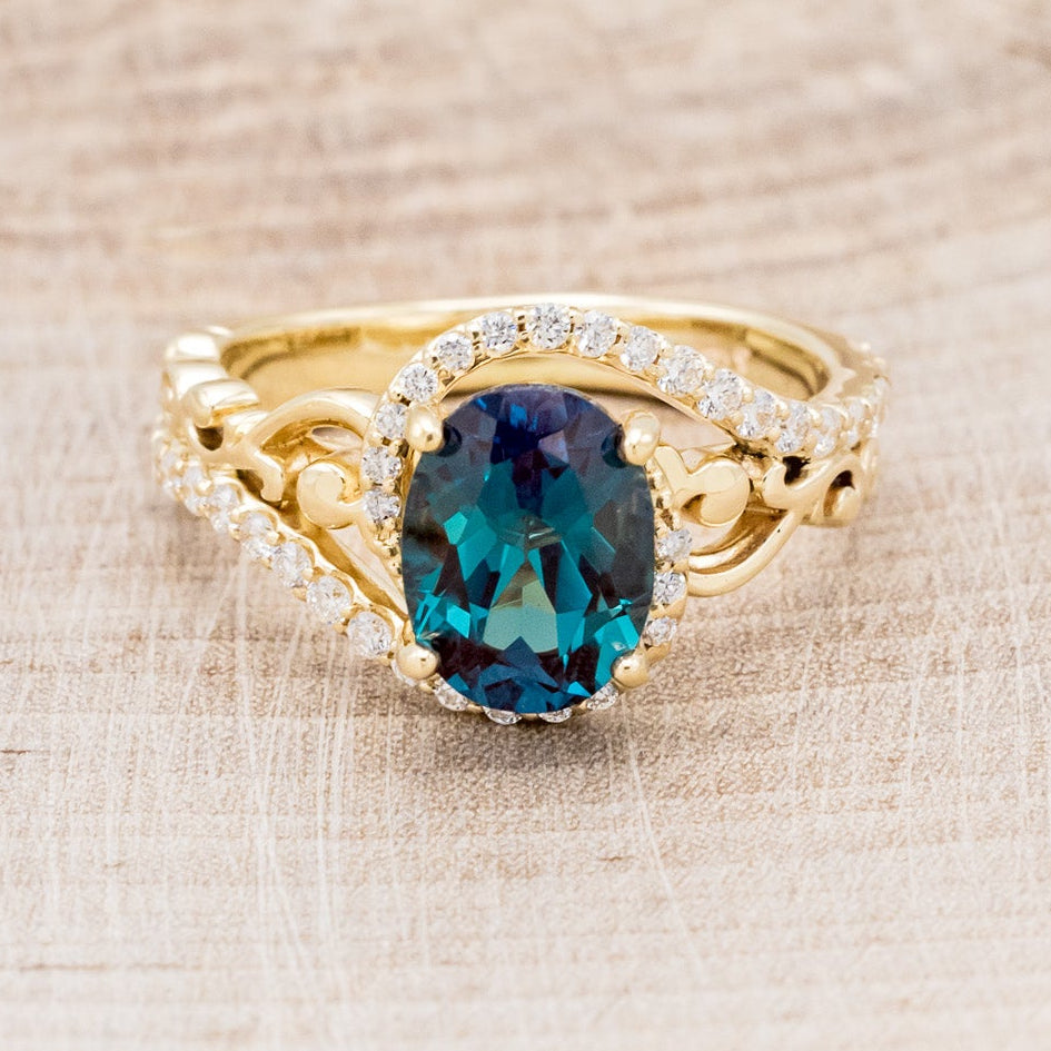 "SCARLET" - OVAL LAB-GROWN ALEXANDRITE ENGAGEMENT RING WITH DIAMOND ACCENTS-4