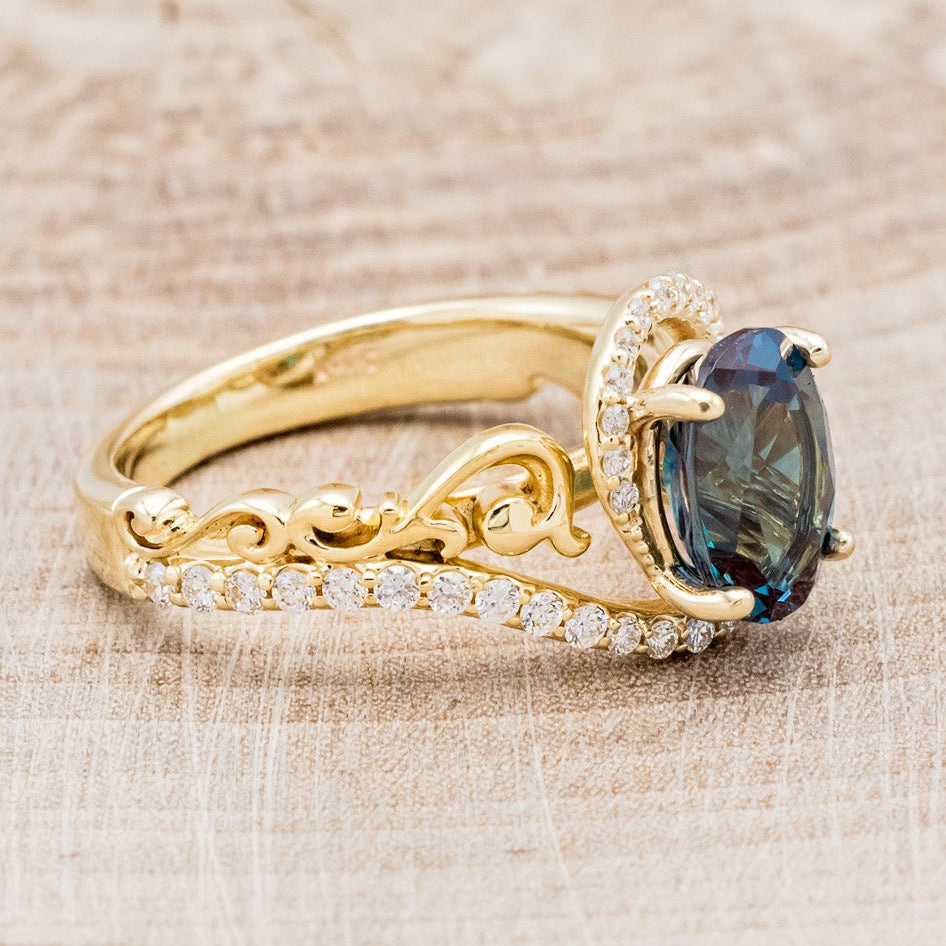 "SCARLET" - OVAL LAB-GROWN ALEXANDRITE ENGAGEMENT RING WITH DIAMOND ACCENTS-2