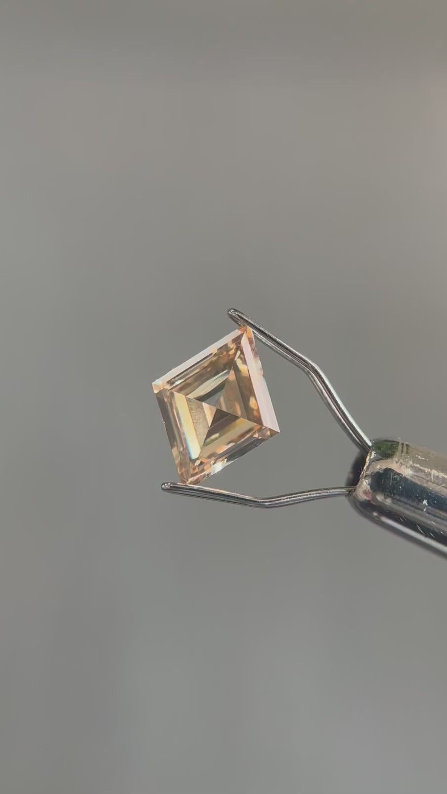 1.26ct 9.58x7.14mm LOZENGE STEP CUT VS1 C5 CANADIAN CHAMPAGNE DIAMOND